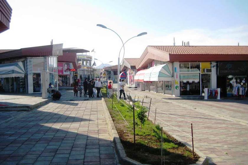 بازار بزرگ مرزی منطقه آزاد ماکو